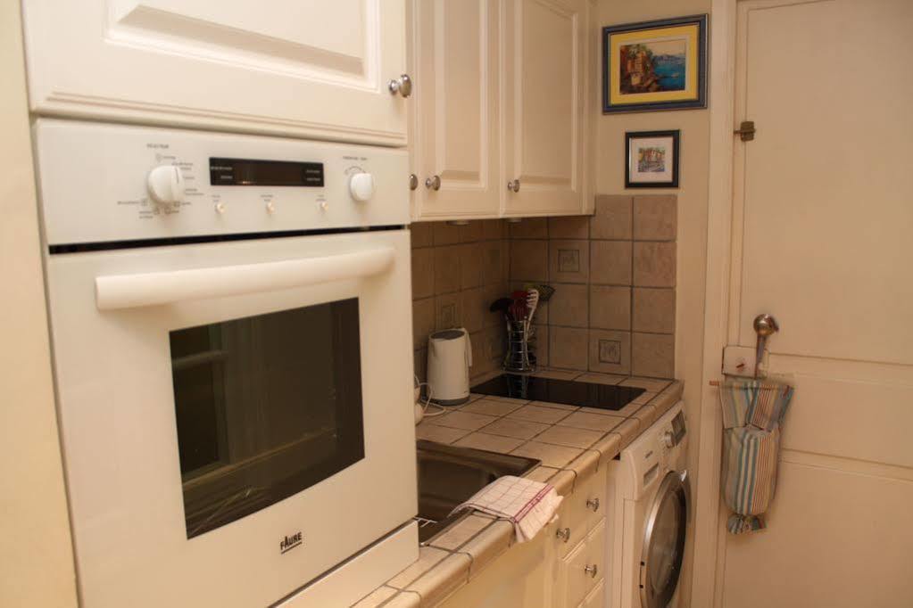 Very Charming Studio Apartment On Port In Cannes A Short Walk To Palais With Aircon And Internet 411 Ngoại thất bức ảnh